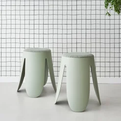 Banco empilhável em tecido bouclé, set de 2