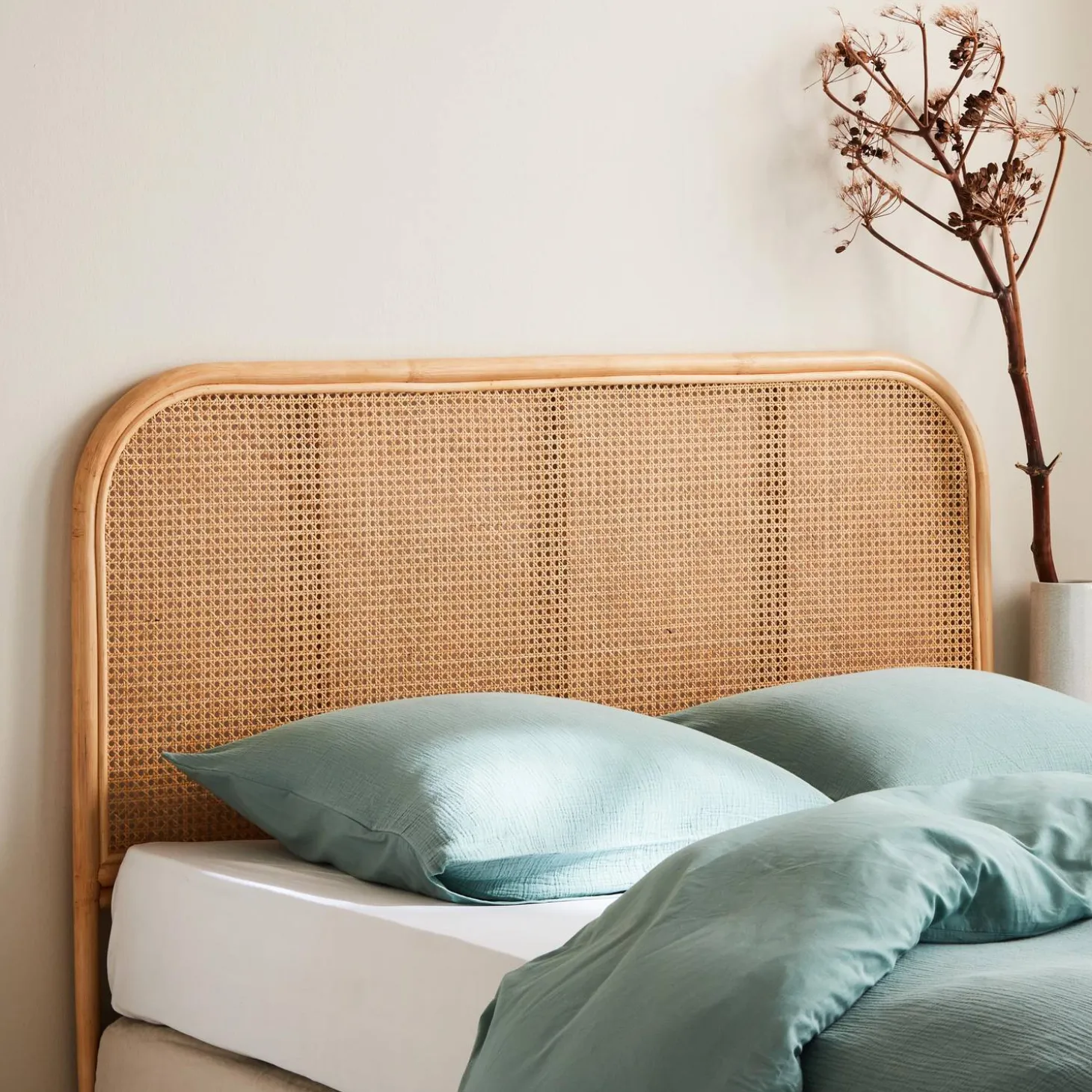 Cabeceira para cama de vime natural e cana