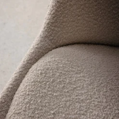 Cadeira escandinava de madeira e boucle texturizado, set de 4