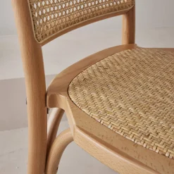 Cadeira vintage em madeira e revestida em rattan, set de 2
