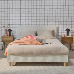 Cama com base de ripas e cabeceira 140x190cm, em veludo canelada fino