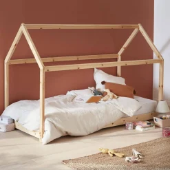 Cama de cabana para crianças em pinho natural