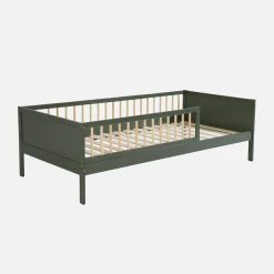 Cama infantil em pinho natural com ripas incluídas