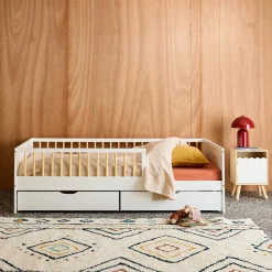 Cama ninho infantil 190cm pinho natural com estrado de ripas e gavetas