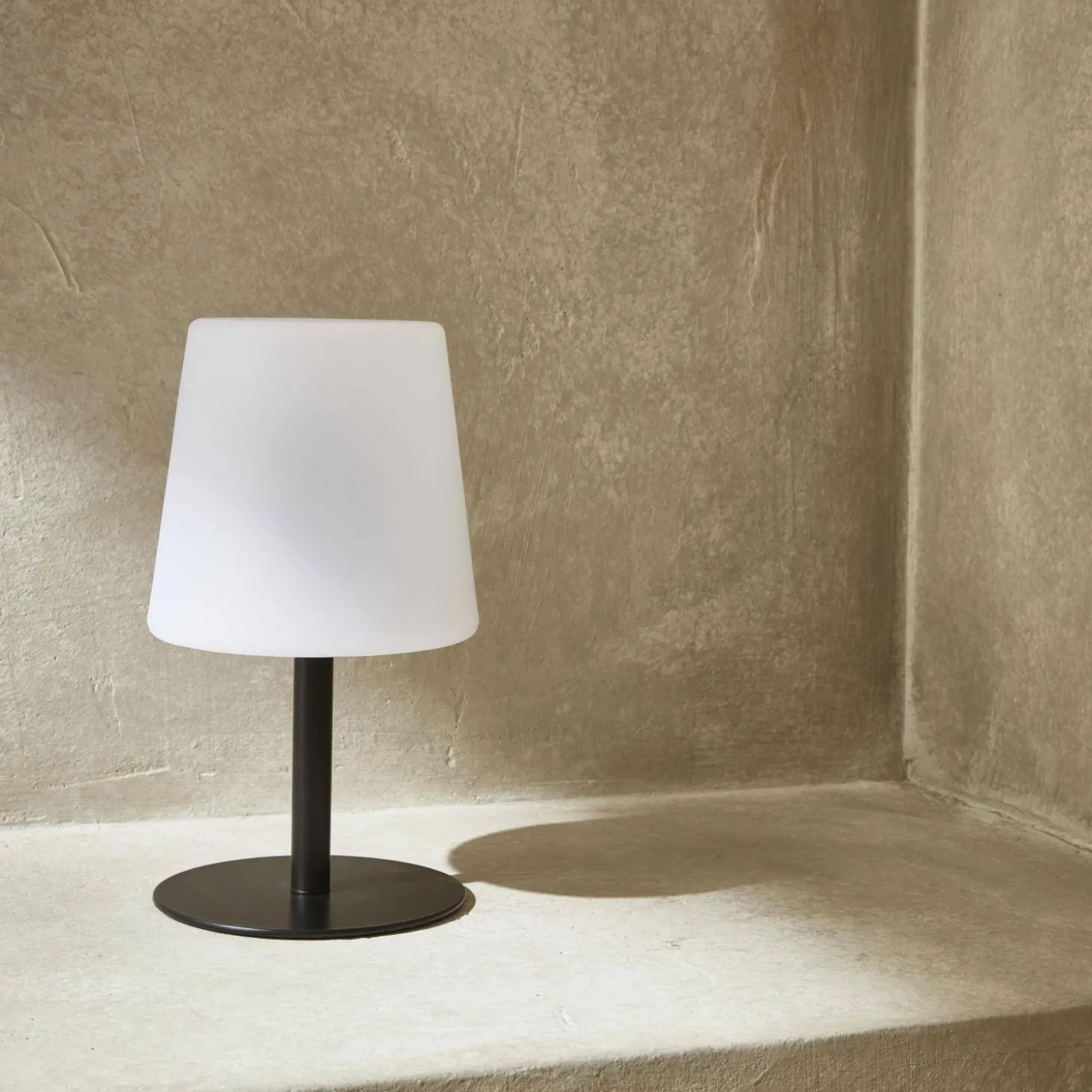Candeeiro de mesa LED para interior/exterior, 16cm