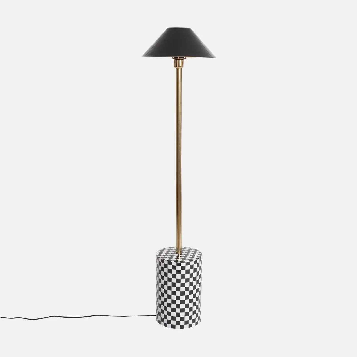 Candeeiro de pé em metal com base xadrez para interior
