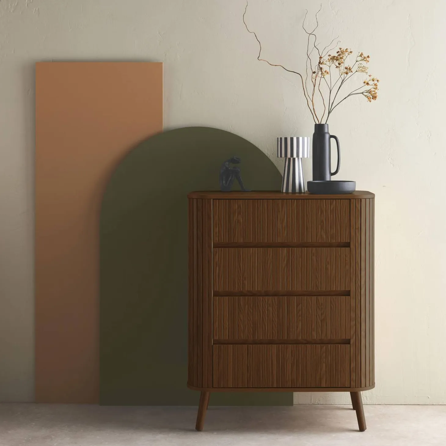 Cômoda com decoração estriada 4 gavetas