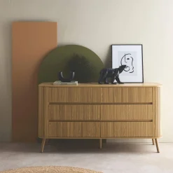 Cómoda de 6 gavetas, decoração estriada natural