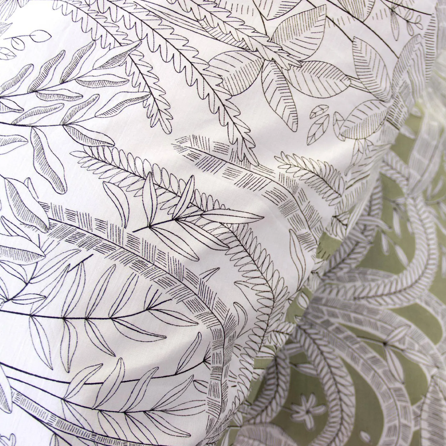 Conjunto de cama reversível com estampa vegetal para 2 lugares