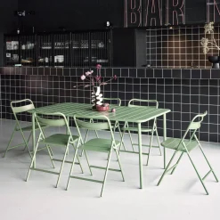 Conjunto de jardim com mesa bistrô dobrável de 160cm em aço com 6 cadeiras