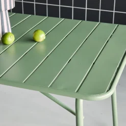 Conjunto de jardim com mesa bistrô em aço com 6 cadeiras dobráveis, 140cm
