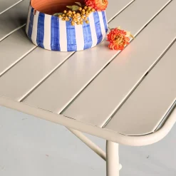 Conjunto de jardim com mesa bistrô dobrável em aço com 6 cadeiras, 140cm