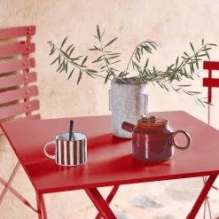 Conjunto de jardim com mesa bistrô dobrável em aço com 2 cadeiras, 70cm