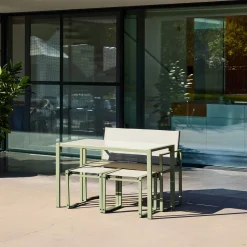 Conjunto de jardim com mesa em aço e textilene com 4 cadeiras