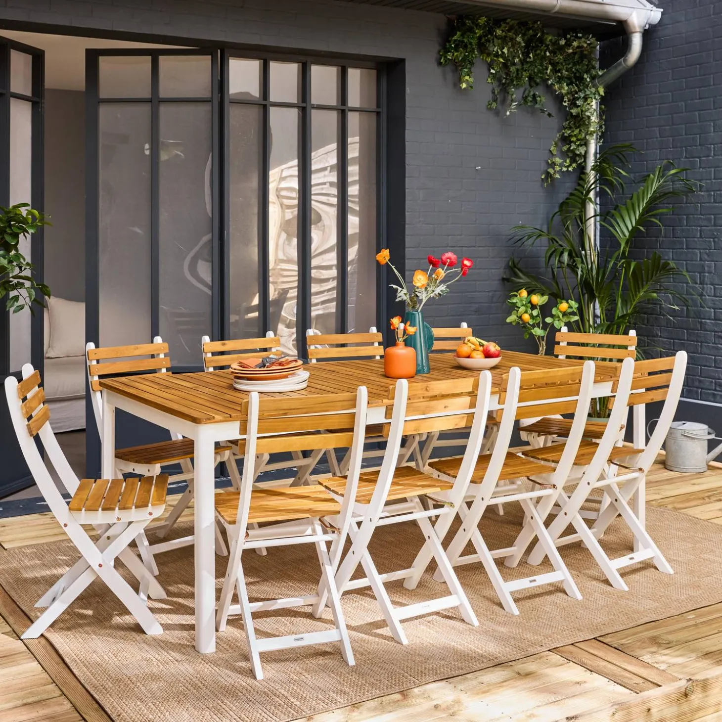 Conjunto de jardim com mesa em madeira de acácia com cantos arredondados com 10 cadeiras