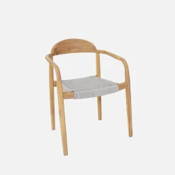 Conjunto de jardim com mesa em madeira de acácia com 8 cadeiras