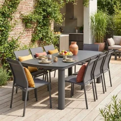 Conjunto de jardim com mesa em alumínio com 8 cadeiras
