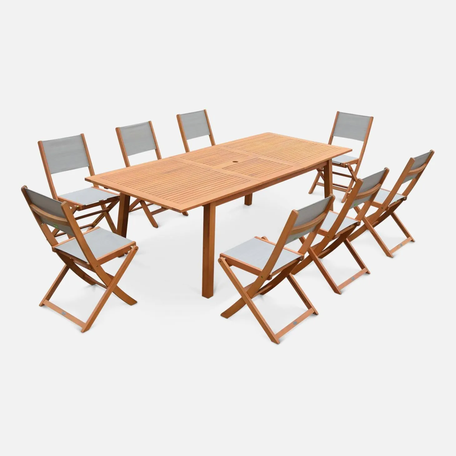 Conjunto de jardim com mesa extensível em madeira com 8 cadeiras