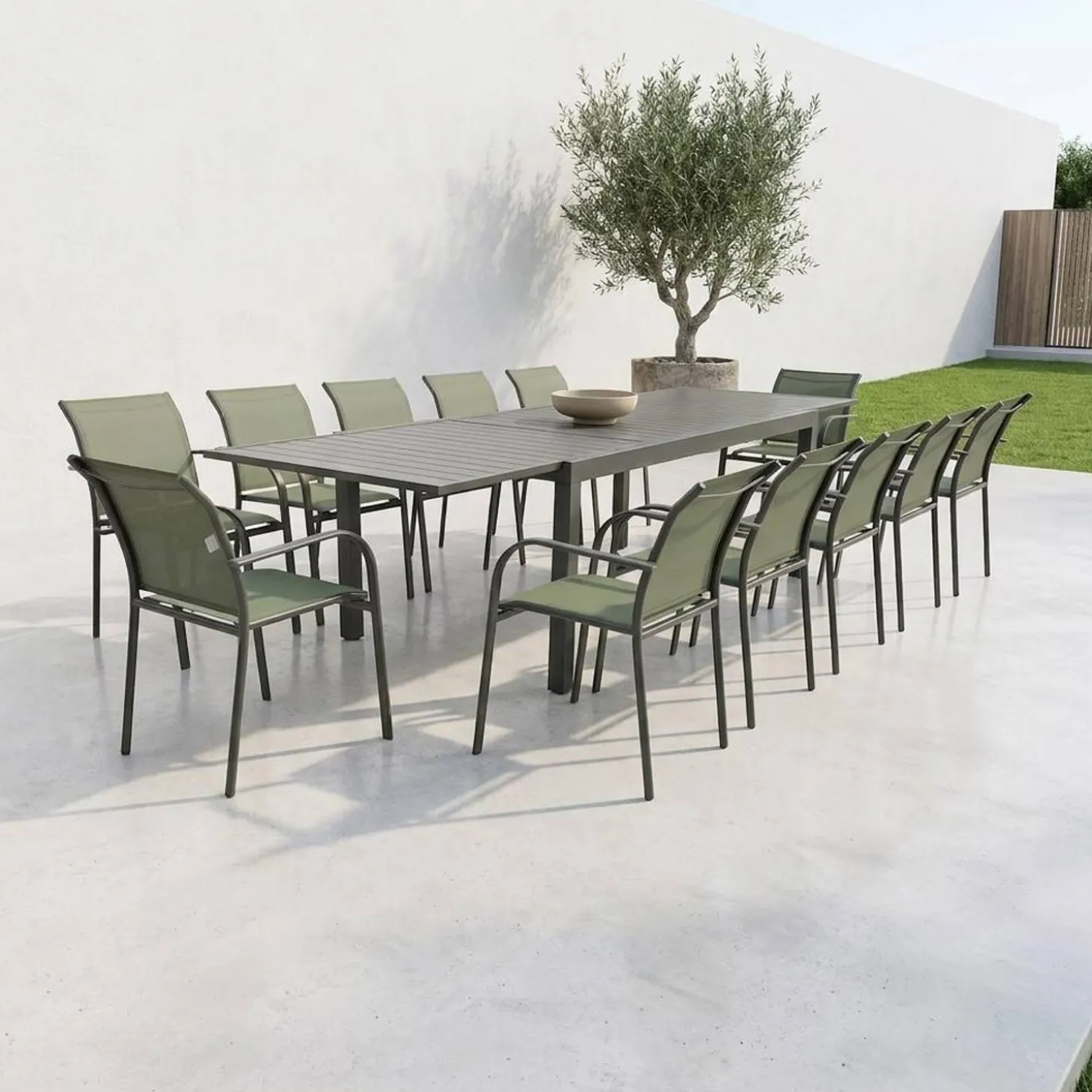 Conjunto de jardim com mesa extensível em alumínio com 10 cadeiras