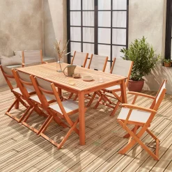 Conjunto de jardim com mesa extensível em madeira com 8 cadeiras