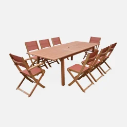 Conjunto de jardim com mesa extensível em madeira com 8 cadeiras