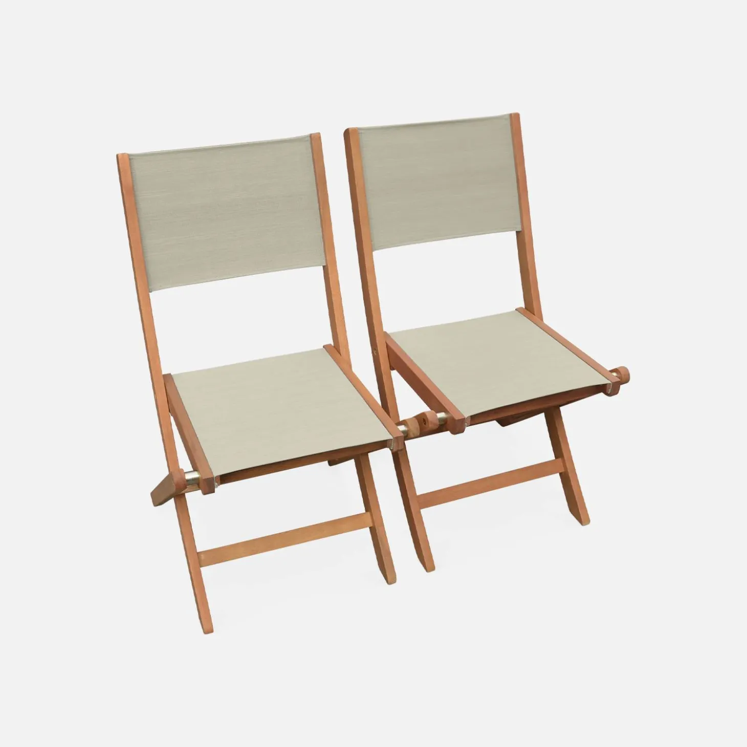 Conjunto de jardim com mesa extensível em madeira com 10 cadeiras