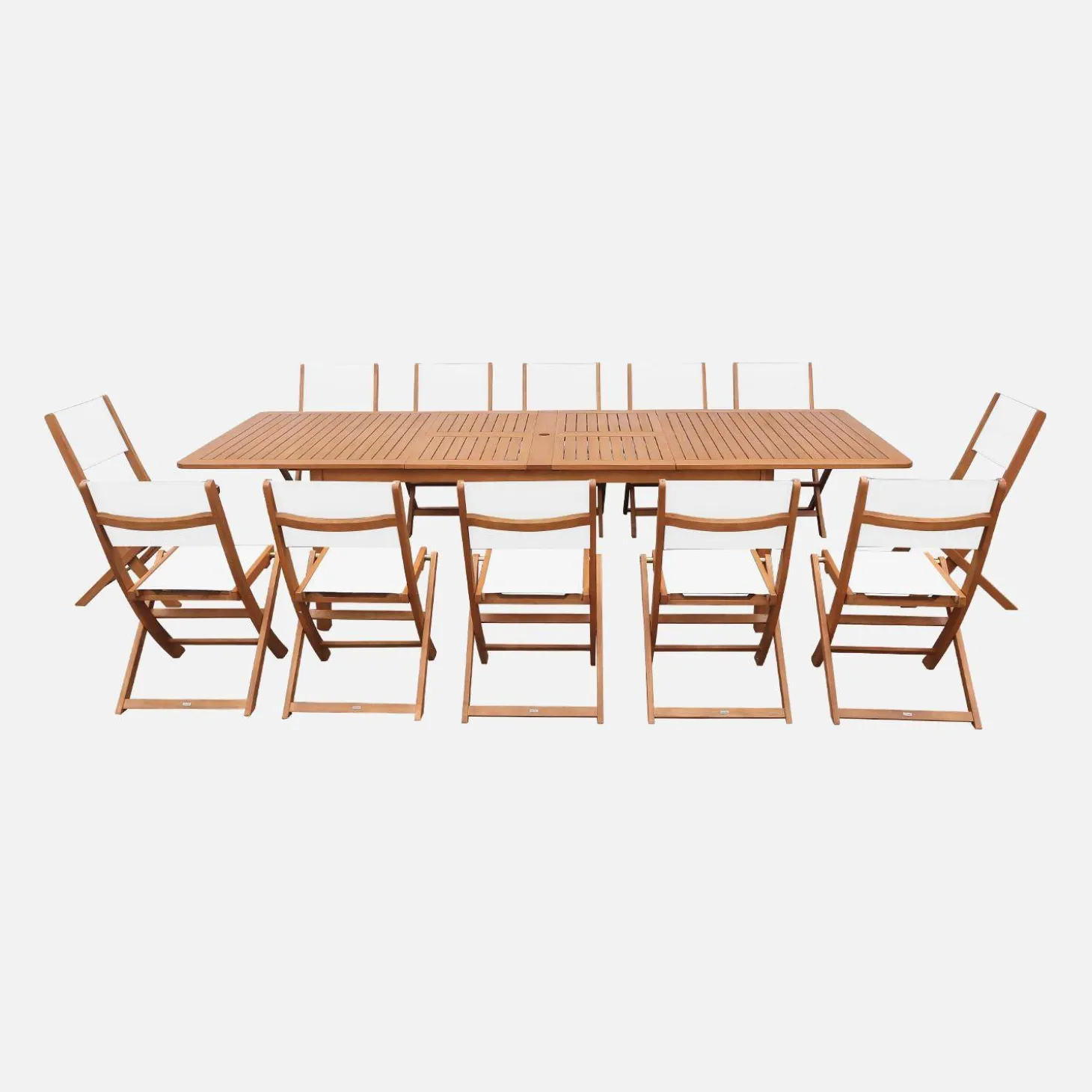 Conjunto de jardim com mesa extensível em madeira de eucalipto com 12 cadeiras