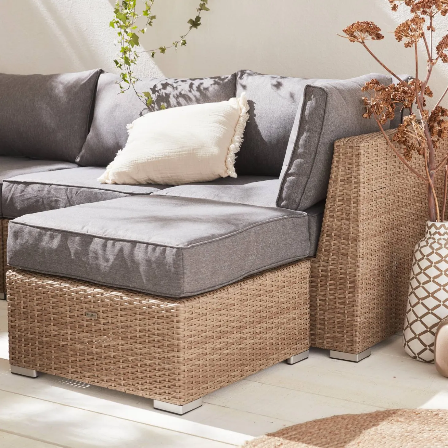 Conjunto de jardim com sofá em resina entrançada, 5 lugares