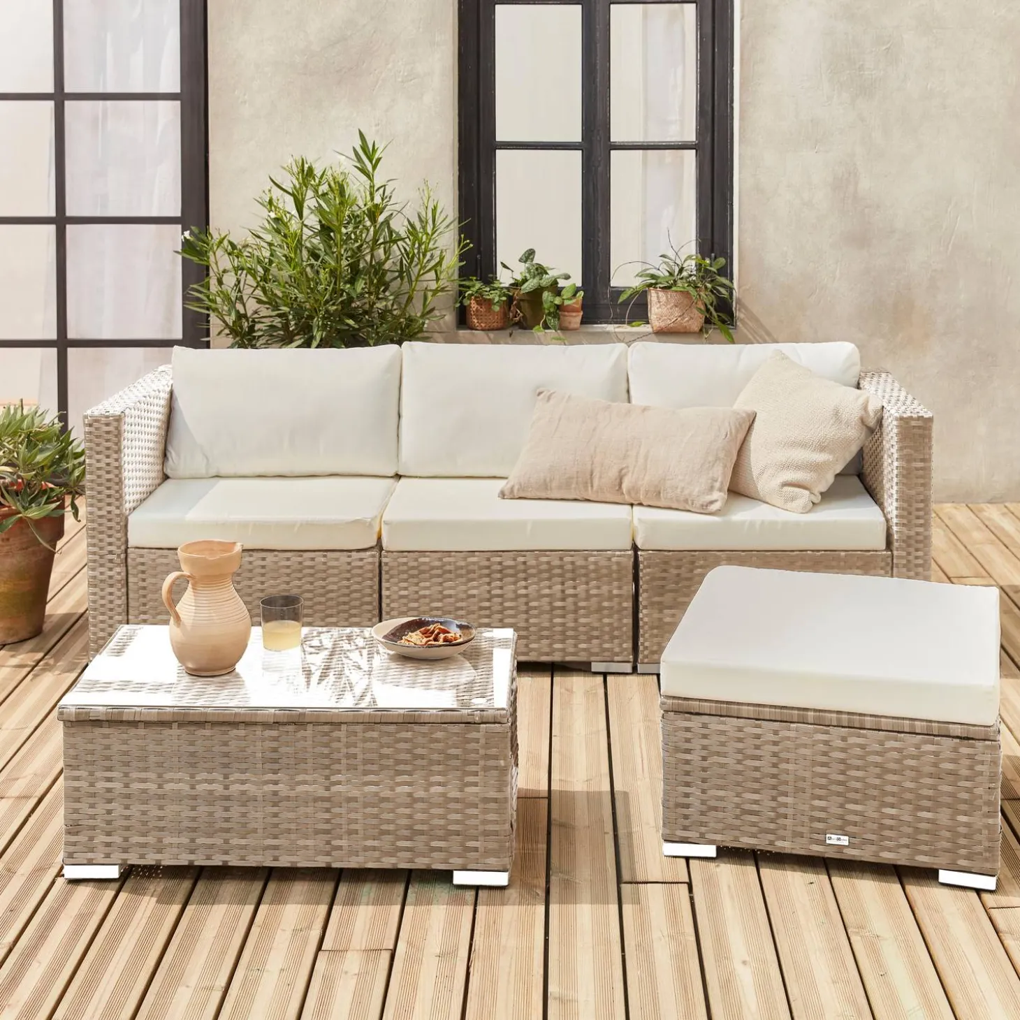 Conjunto de jardim com sofá em resina, 4 lugares