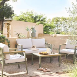 Conjunto de jardim com sofá e poltronas em alumínio e madeira, 4 lugares