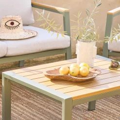 Conjunto de jardim com sofá e poltronas em alumínio e madeira, 4 lugares