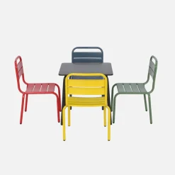 Conjunto de mesa e cadeira para crianças de 4 lugares