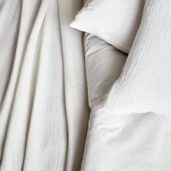 Conjunto de roupa de cama em gaze de algodão branco