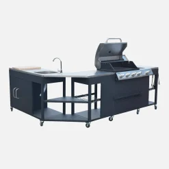 Cozinha exterior com churrasqueira a gás com 4 queimadores + 1 bico lateral