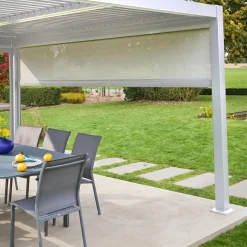 Estore lateral de enrolar em alumínio e textilene para pérgola bioclimática, 4m