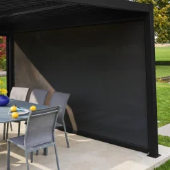 Estore lateral de enrolar em alumínio e textilene para pérgola bioclimática, 4m