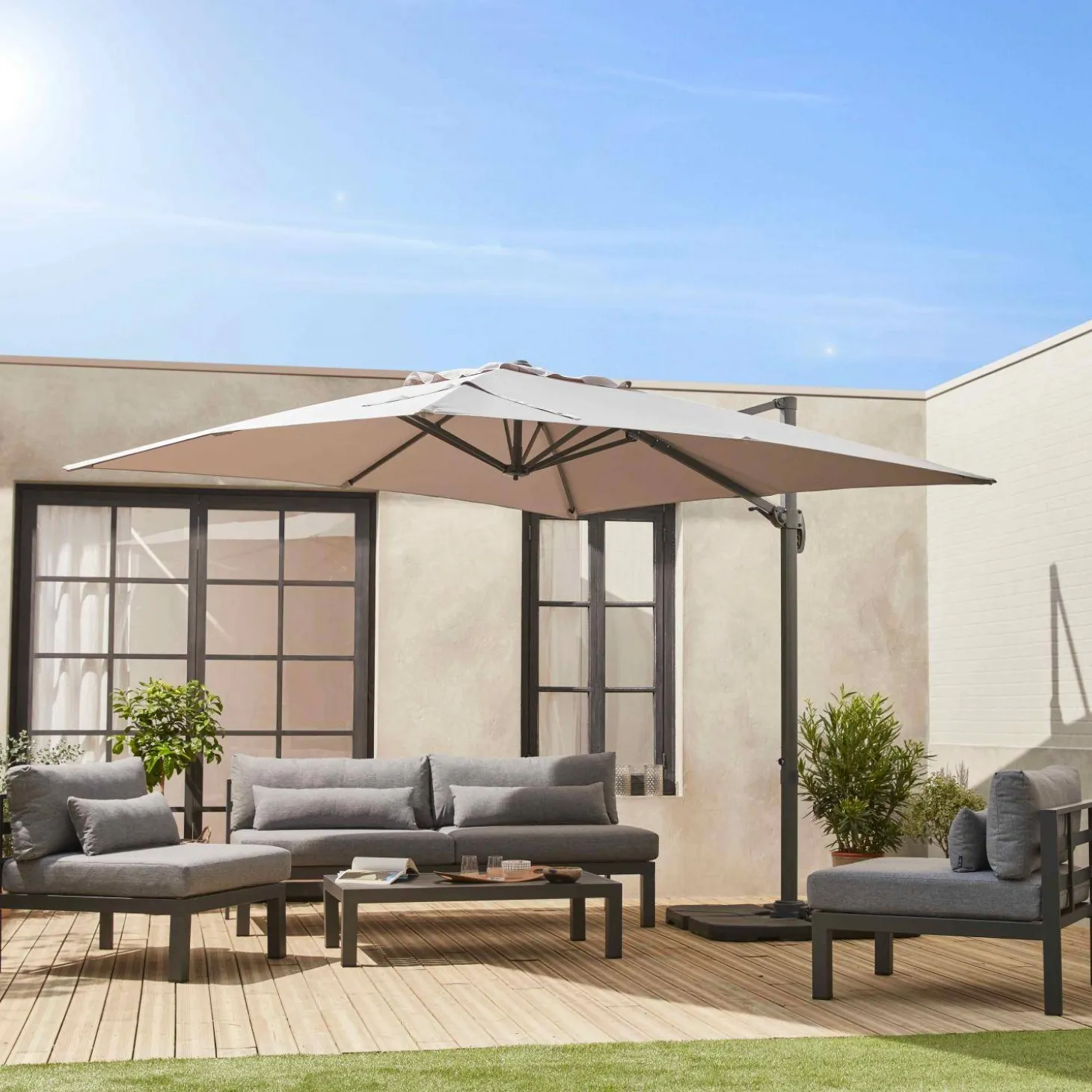 Guarda-sol quadrado excêntrico com mastro efeito madeira, 3x3m