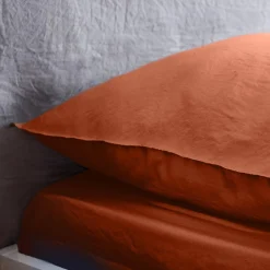 Jogo de cama em microfibra lavada terracota