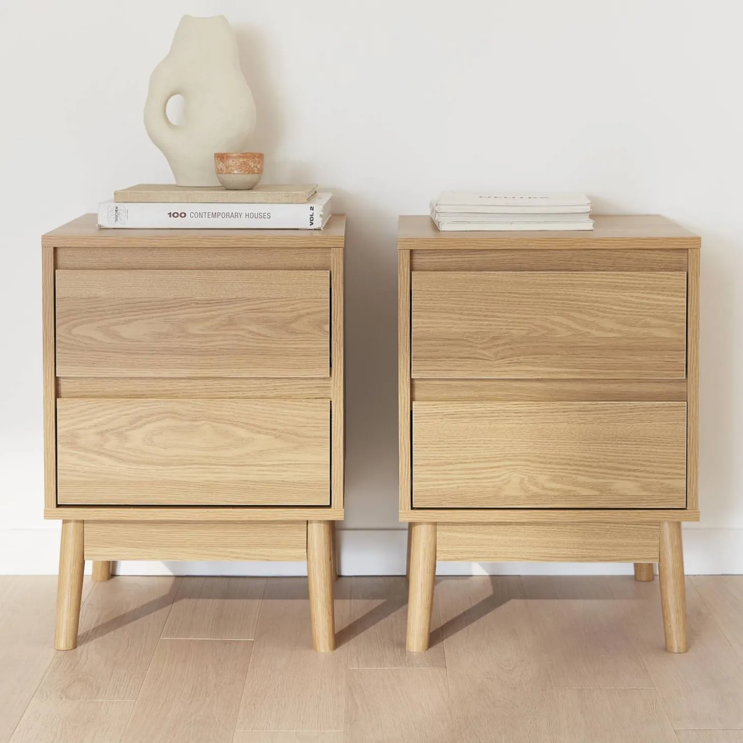 Mesa de cabeceira com efeito madeira, 2 gavetas, set de 2