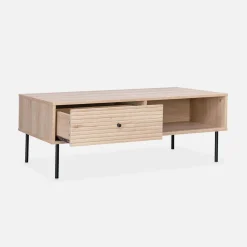 Mesa de centro com efeito de madeira ranhurada