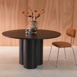 Mesa de jantar redonda, madeira e folheado de carvalho, 4 lugares