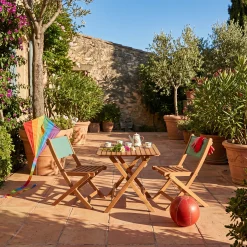 Mesa de jardim bistrô infantil de madeira de acácia com 2 cadeiras