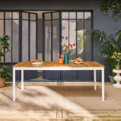 Mesa de jardim em acácia com cantos arredondados, 8 lugares