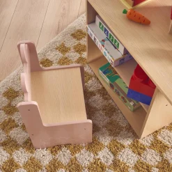 Mesa para crianças + 2 cadeiras, com prateleiras