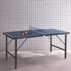 Mini mesa de ping pong dobrável interna com 2 raquetes e 3 bolas, 150 cm