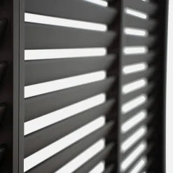 Pérgola bioclimática em alumínio 3x3m com lâminas ajustáveis + 3 persianas