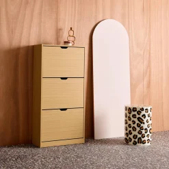 Sapateira decorativa em madeira com 3 gavetas