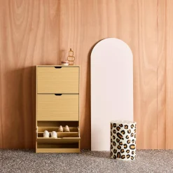 Sapateira decorativa em madeira com 3 gavetas