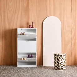 Sapateira decorativa em madeira com 3 gavetas