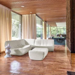 Sofá de canto modular com apoio para os pés em tecido bouclé, 5 lugares